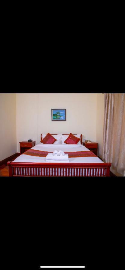 Phongsavath Boutique Hotel Vientiane Exterior photo