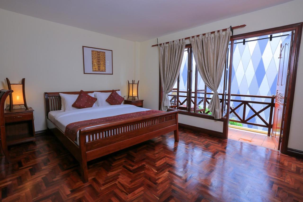 Phongsavath Boutique Hotel Vientiane Exterior photo